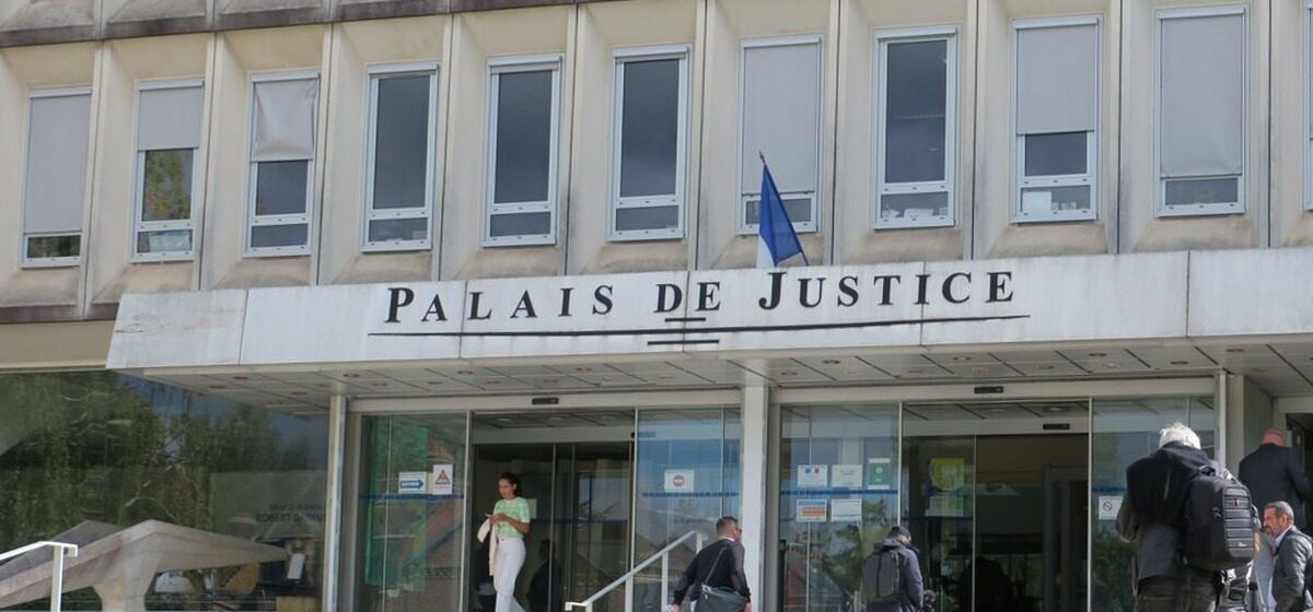 homme - « Je voulais juste le secouer » : Dans l'Oise, un homme étrangle un enfant de 7 ans avant d'agresser ses parents.