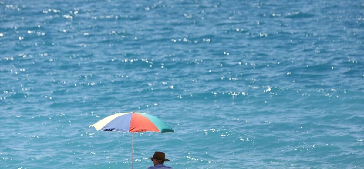 Température - La Mer Méditerranée à 30 °C : Pourquoi la Température de l'Eau Varie-t-elle Autant cet Été ?