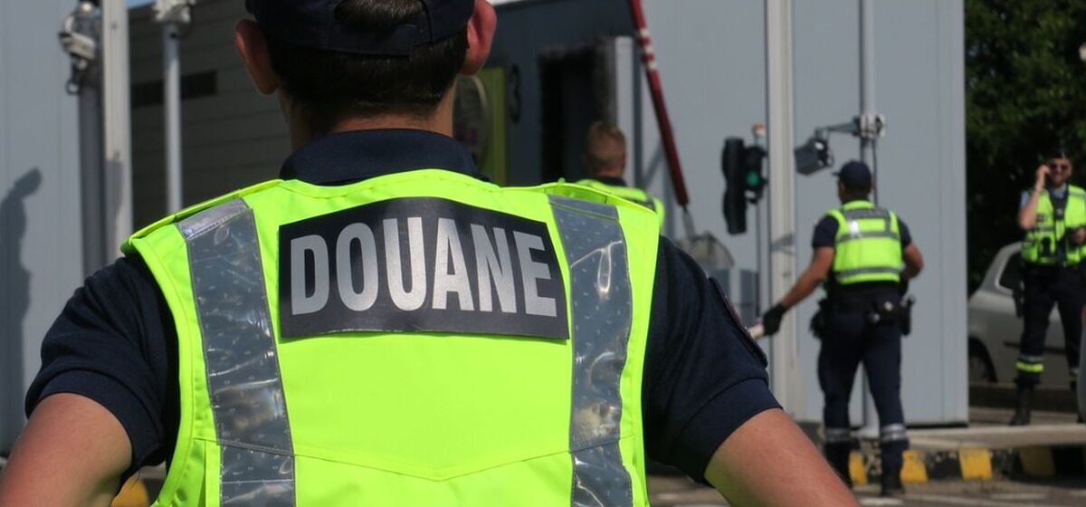 Cocaïne - Aix-en-Provence : Les Douaniers Saisissent Plus de 200 kg de Cocaïne, Un Record Régional en 2025