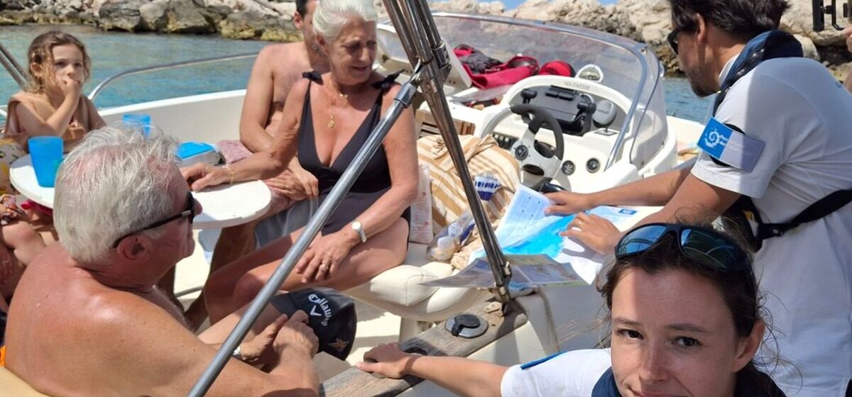 règles - « On est là pour rappeler les règles » : leur mission saisonnière, protéger la Méditerranée.