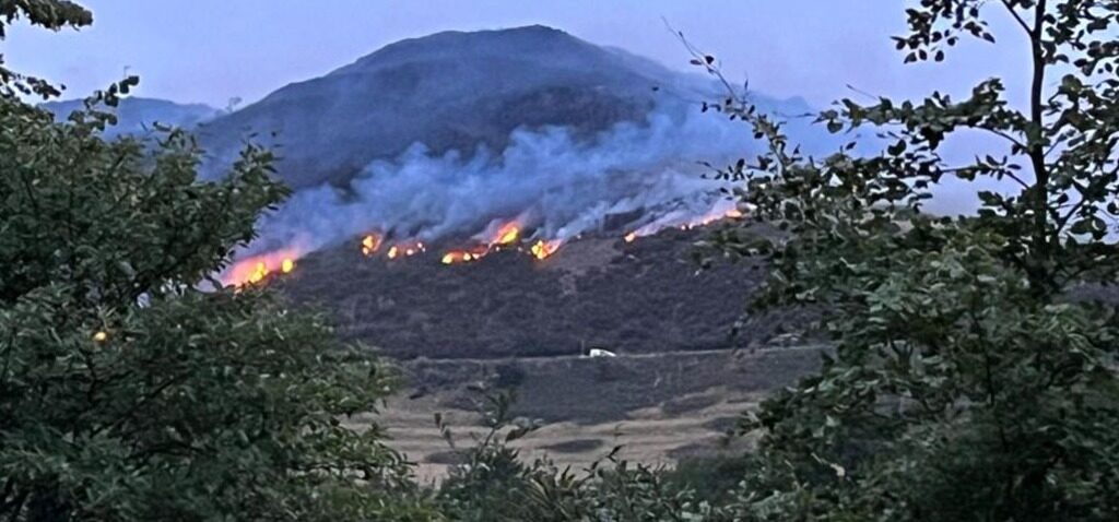 Incendie - Grand Incendie de Gorse sur Arthur's Seat Maîtrisé