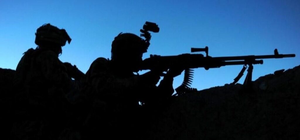 soldats - Des soldats britanniques utilisent des travailleurs du sexe au Kenya malgré l'interdiction, révèle une enquête