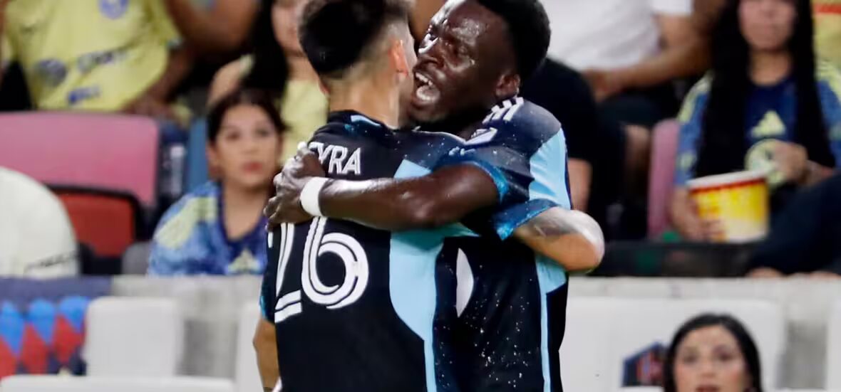 Villarreal - Tani Oluwaseyi rejoint l'attaquant canadien Tajon Buchanan au Villarreal en Espagne