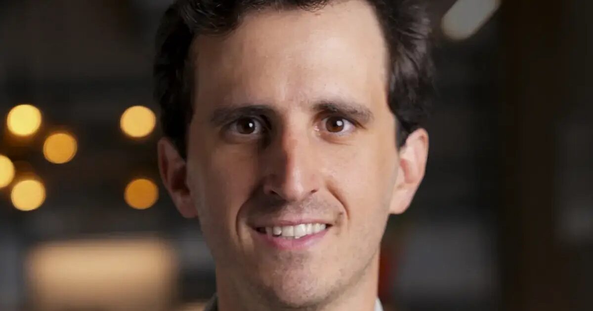 fonds - Trade Republic nomme Pablo López comme nouveau responsable en Espagne et lance des fonds de capital privé à partir de 1 euro avec Apollo et EQT.