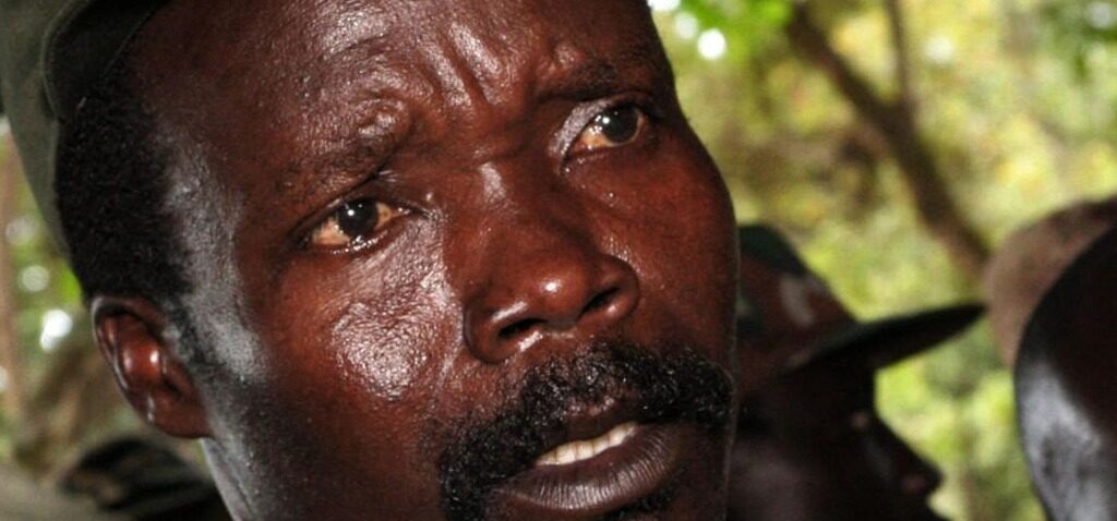 crimes - La CPI entend l'affaire de crimes de guerre contre le chef rebelle ougandais