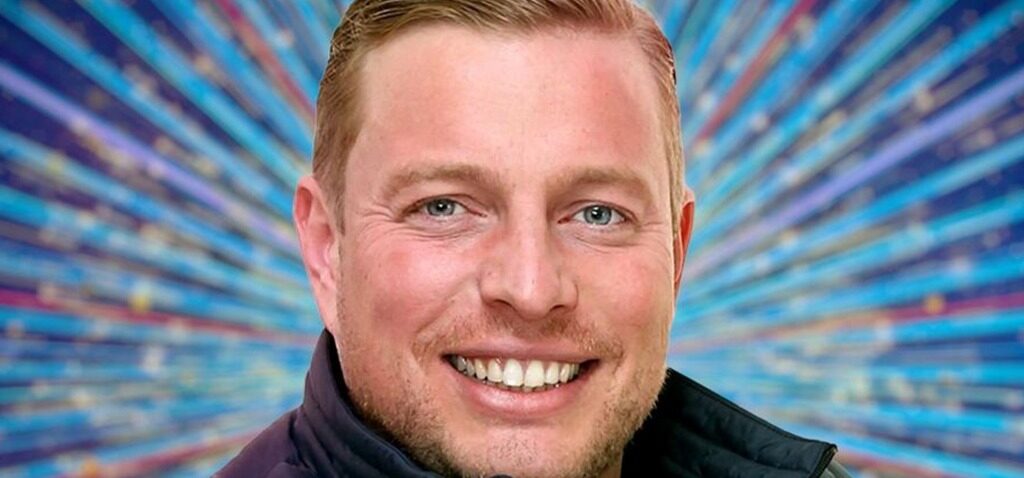 journaliste - Thomas Skinner de Strictly s'excuse d'avoir saisi le téléphone d'un journaliste