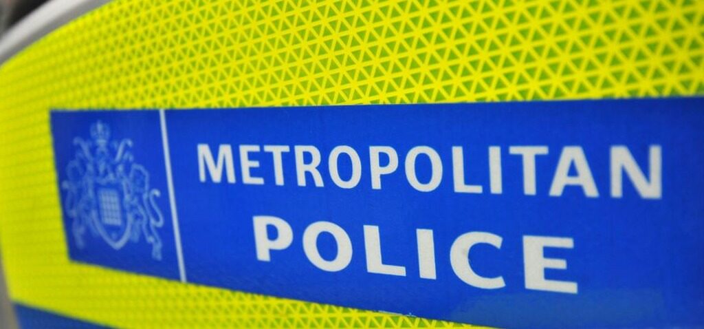agents - Neuf agents de la police métropolitaine suspendus après une enquête de la BBC