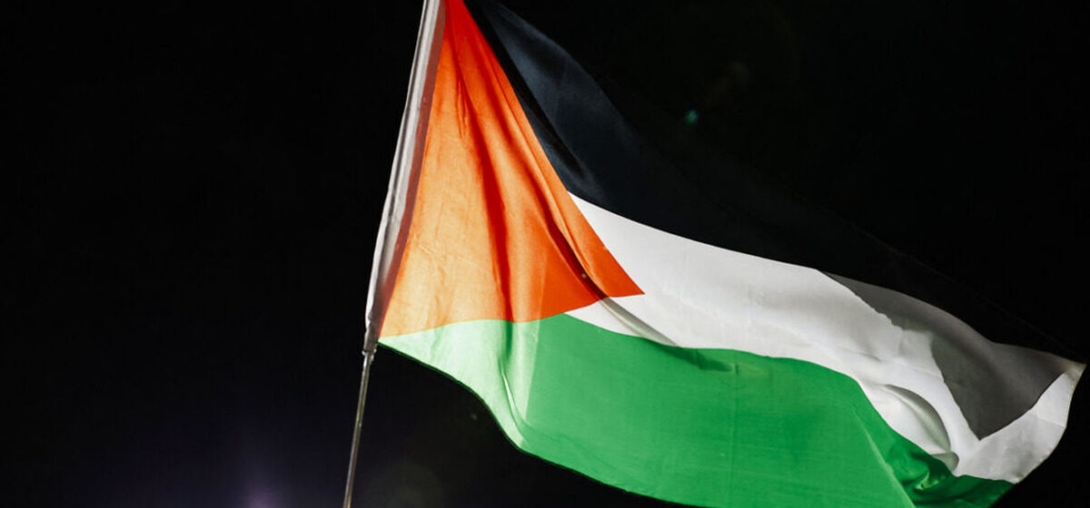 drapeau - Reconnaissance de l'État Palestinien : Olivier Faure appelle à faire flotter le drapeau sur les mairies le 22 septembre