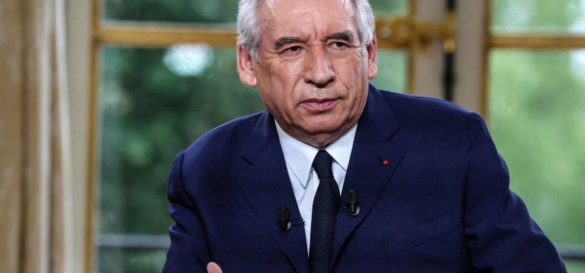 Combat - « Continuons Le Combat » : François Bayrou Refuse de Dire « au Revoir »