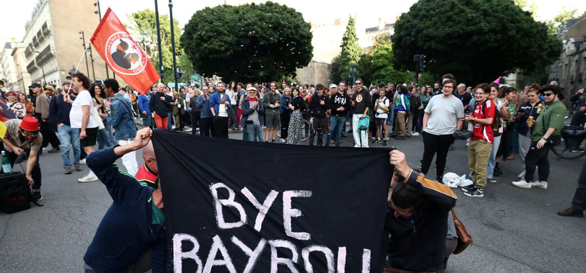 Pots - Paris, Lyon, Rennes... Des « Pots de départ » pour célébrer la chute de Bayrou et se préparer au 10 septembre