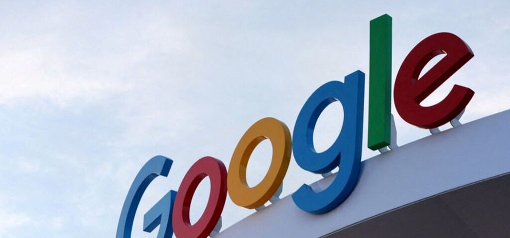 moteur - Google conserve son moteur de recherche mais doit partager ses données avec des concurrents