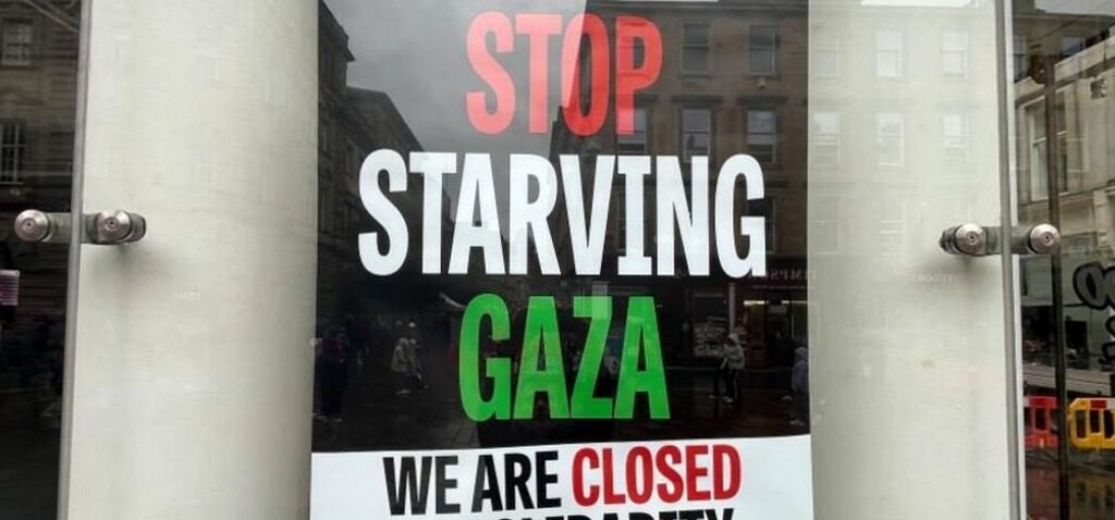 Lush - Lush ferme ses magasins au Royaume-Uni pendant une journée pour protester contre la famine à Gaza