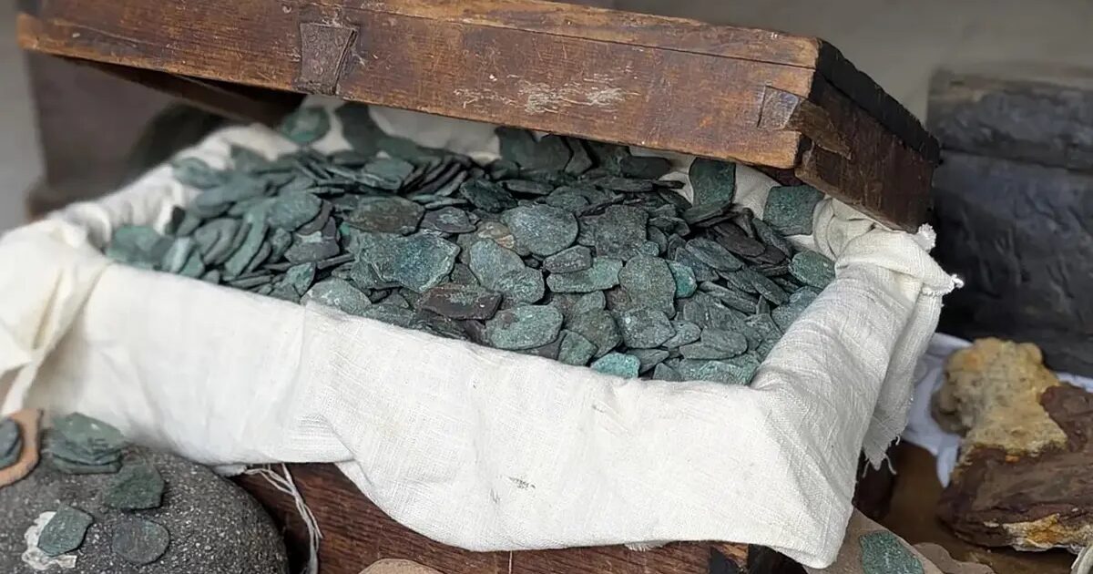 dollars - Découverte d'un million de dollars en pièces d'or dans un naufrage espagnol au large de la côte de Floride