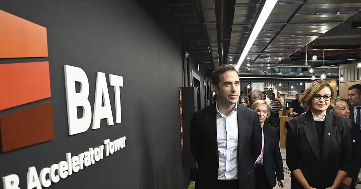 investissement - L'investissement a retrouvé son niveau d'avant la pandémie uniquement grâce au secteur public : celui des entreprises reste en baisse de 9 %