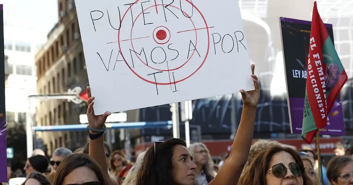 prostitution - Le féminisme revendique à Madrid une loi abolitionniste de la prostitution : "Il est hypocrite de condamner les audios d'Ábalos et Koldo puis d'empêcher la loi abolitionniste"