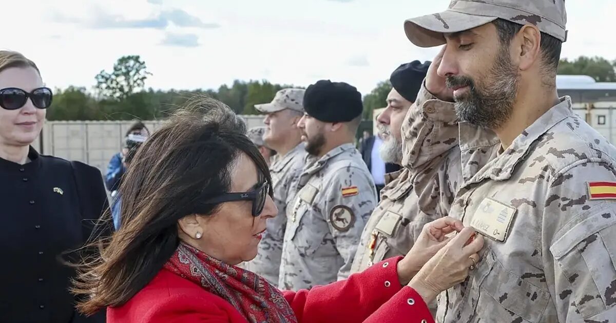 Postes - Robles Se Lance à Capturer des Reservistes : Quatre Fois Plus de Postes Depuis Son Arrivée au Ministère de la Défense
