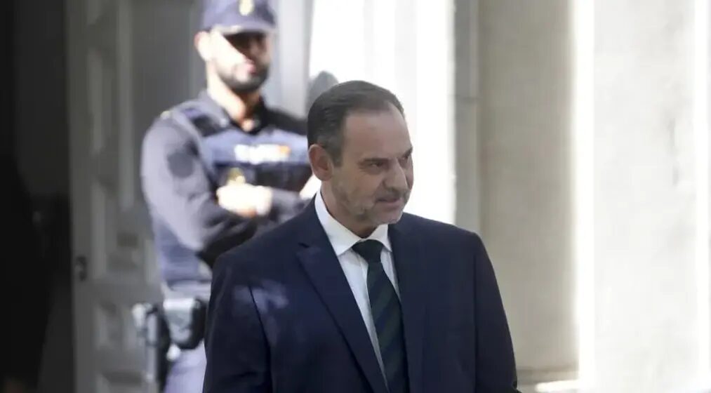 délit - Le juge détecte des indices de délit dans les paiements en espèces au PSOE et les transmet à l'Audiencia Nacional pour enquête.