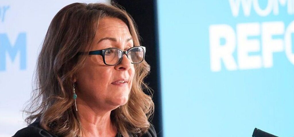 leader - Le leader du conseil britannique qualifie les fuyards de "lâches" après la fuite d'une vidéo