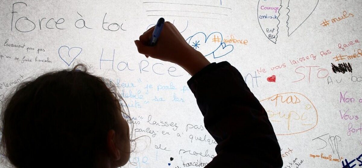 collégiens - Cyberviolences : Près de 30 % des collégiens en sont victimes, d'après une étude de l'Insee