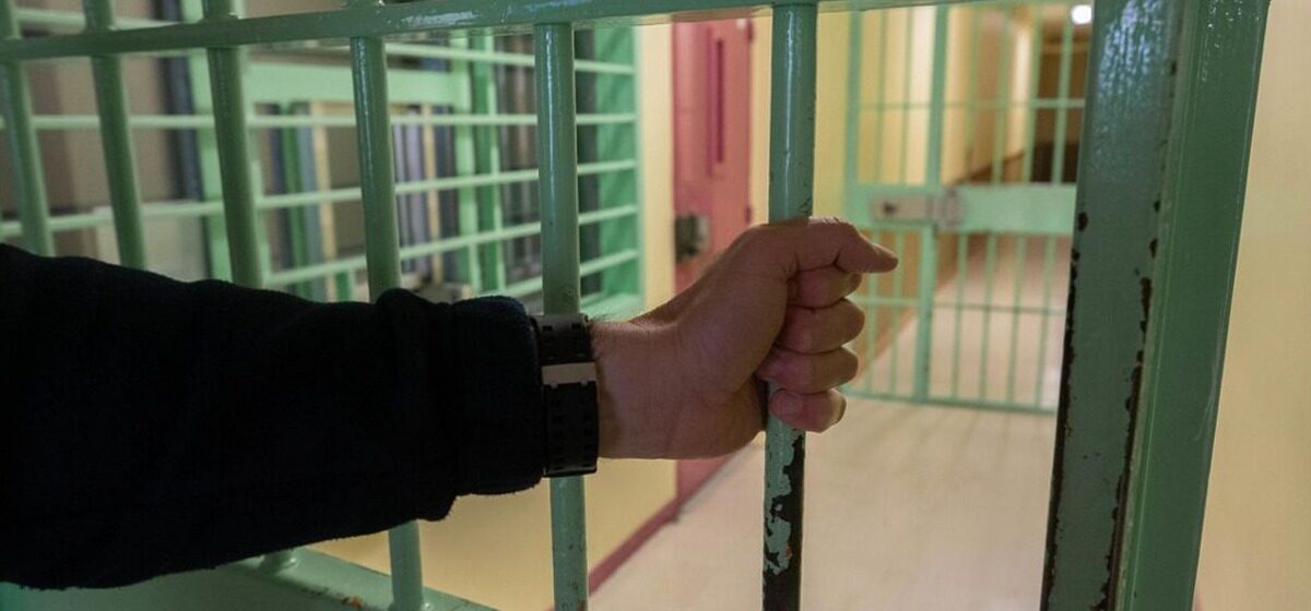 prisons - Établissements pénitentiaires : La Contrôleure des prisons dénonce leur « vétusté préoccupante » et « l’inertie de l'État »