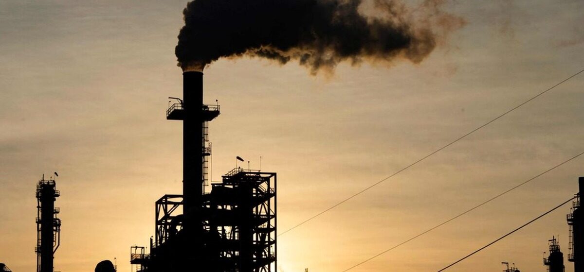 projets - « Bombes Carbone » : 28 projets d'extraction d'énergies fossiles lancés depuis 2021, selon les ONG