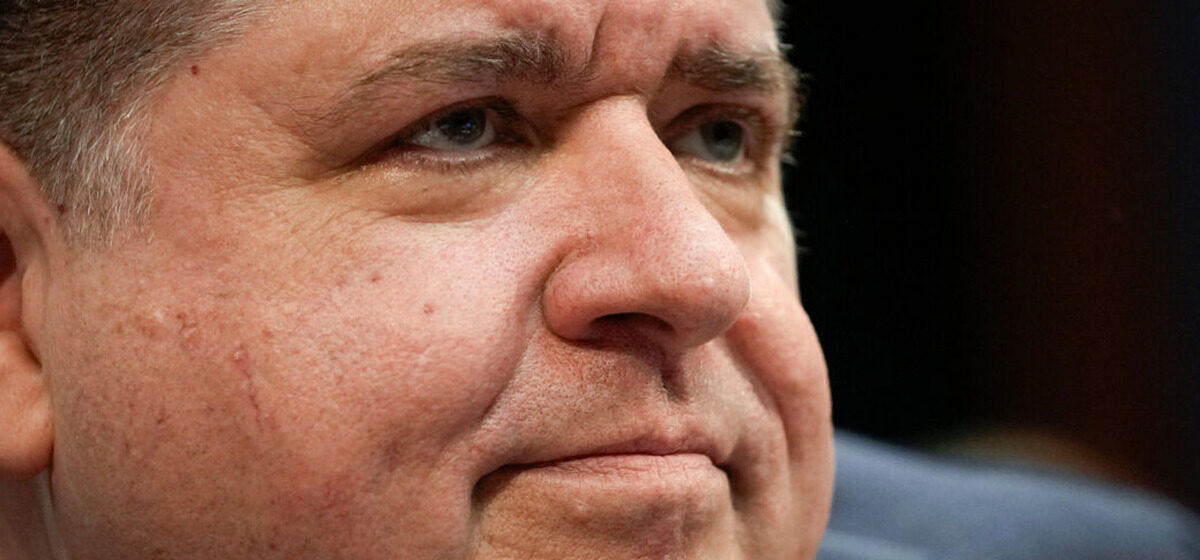 Dollars - « J’aime Jouer Aux Cartes » : Le Gouverneur de l'Illinois, Farouche Opposant à Trump, Remporte 1,4 Million de Dollars à Las Vegas