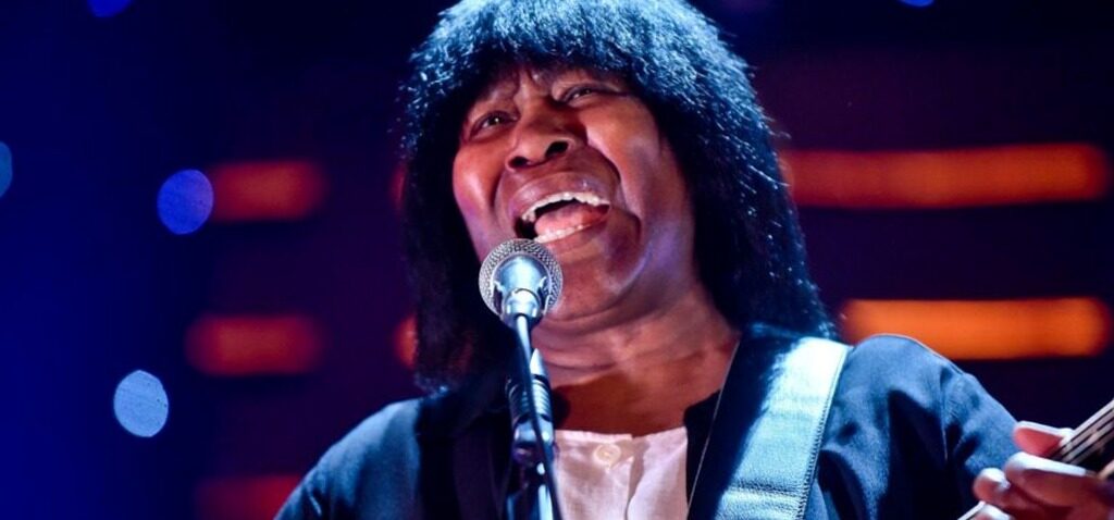 Birmingham - Joan Armatrading Compose une 'Lettre d'Amour' à Birmingham