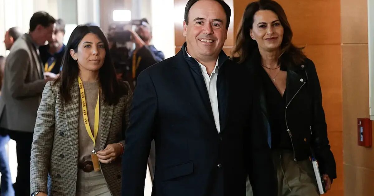 Cúpula - La Cúpula Nationale du PP ne sera pas présente au Plénum d'investiture de Pérez Llorca, mais Génova approuve le "sens" de son discours