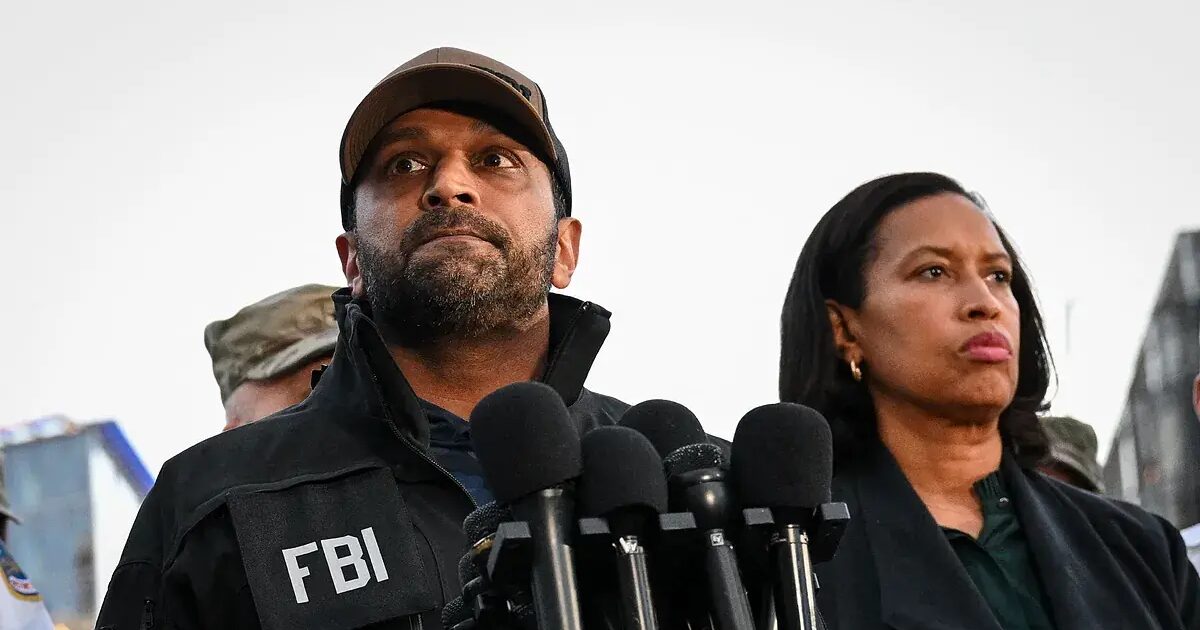 directeur - Le directeur du FBI affirme que le suspect du tir contre la Garde nationale a travaillé avec des forces alliées en Afghanistan