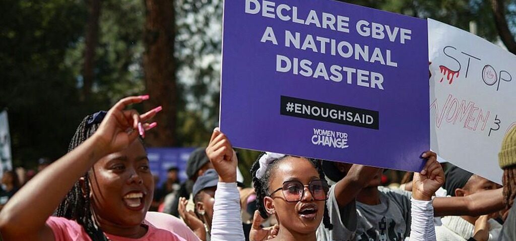 Femmes - Des Femmes Sud-Africaines Appellent à un Protestation Violette Contre la Violence de Genre
