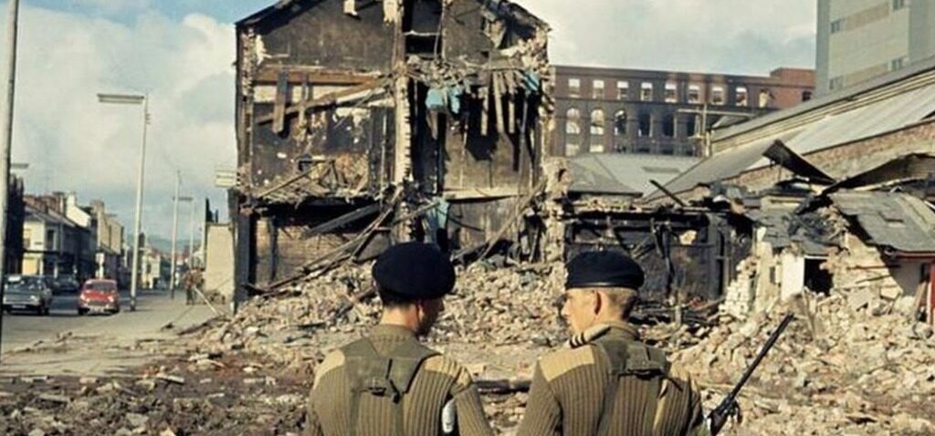 projet - Benn rejette l'affirmation selon laquelle le nouveau projet de loi sur l'héritage représenterait une menace pour la sécurité nationale