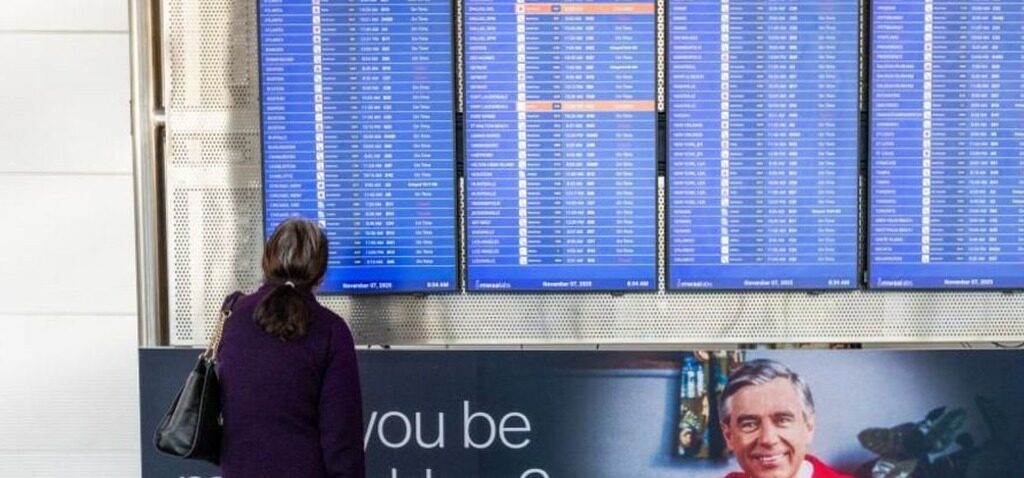 vols - La fermeture pourrait réduire les vols vers les États-Unis "à un filet", avertit le secrétaire aux Transports