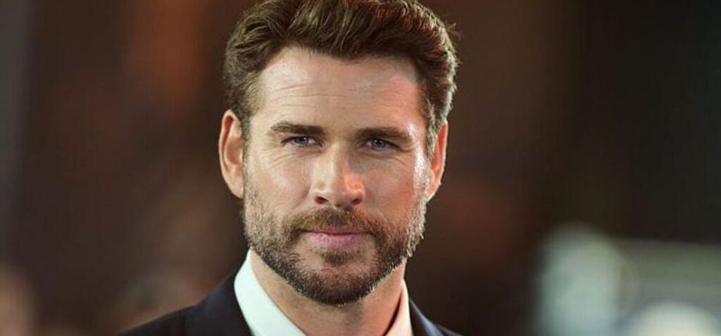 bombe - Les étoiles de The Witcher bloquées sur un bateau après la découverte d'une bombe