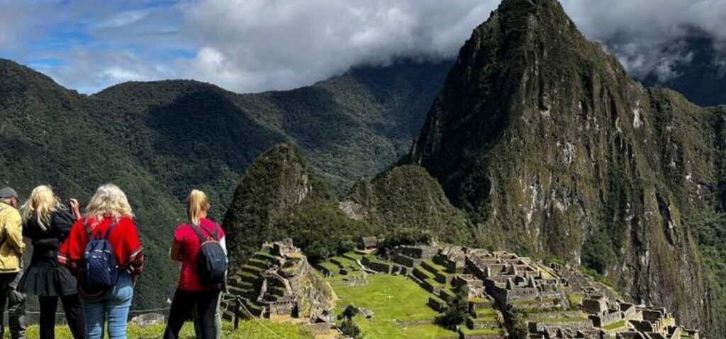 bus - Machu Picchu au cœur d'une polémique sur les bus touristiques
