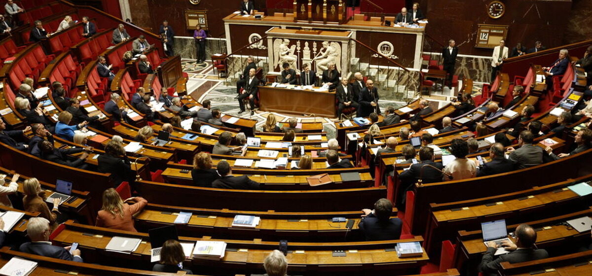 Budget - « Pourquoi Ce Budget Que Personne Ne Veut Voter Devrait Traîner Un Peu »