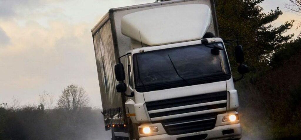 entreprises - Des criminels achètent des entreprises de transport pour voler des chargements de marchandises, selon une enquête de la BBC.