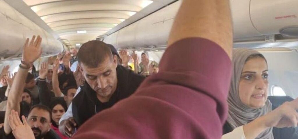 Afrique - L'Afrique du Sud refusera les vols charter des Palestiniens par crainte d'un « agenda de nettoyage »