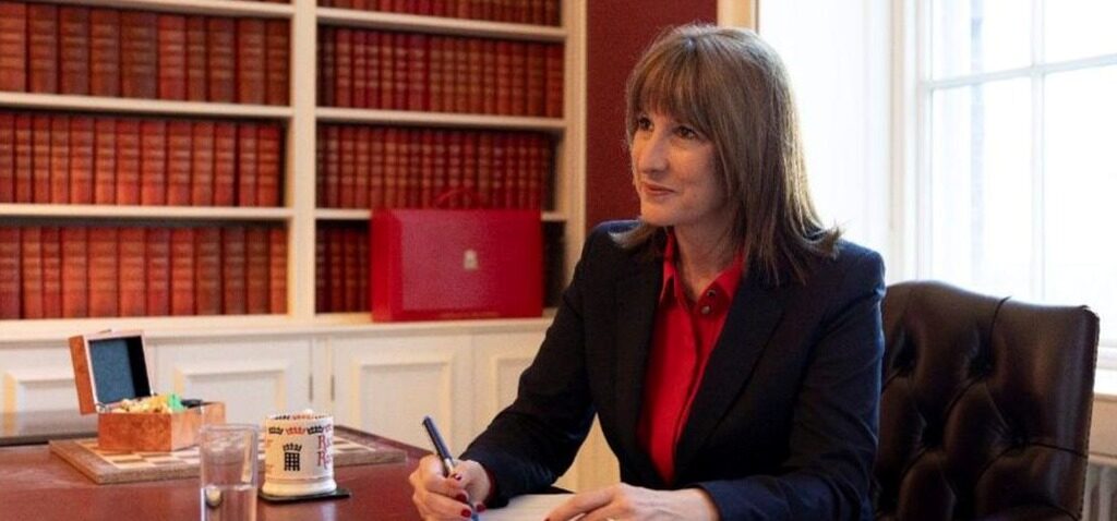 budget - Chris Mason : Reeves espère que le budget lui accordera un peu de temps