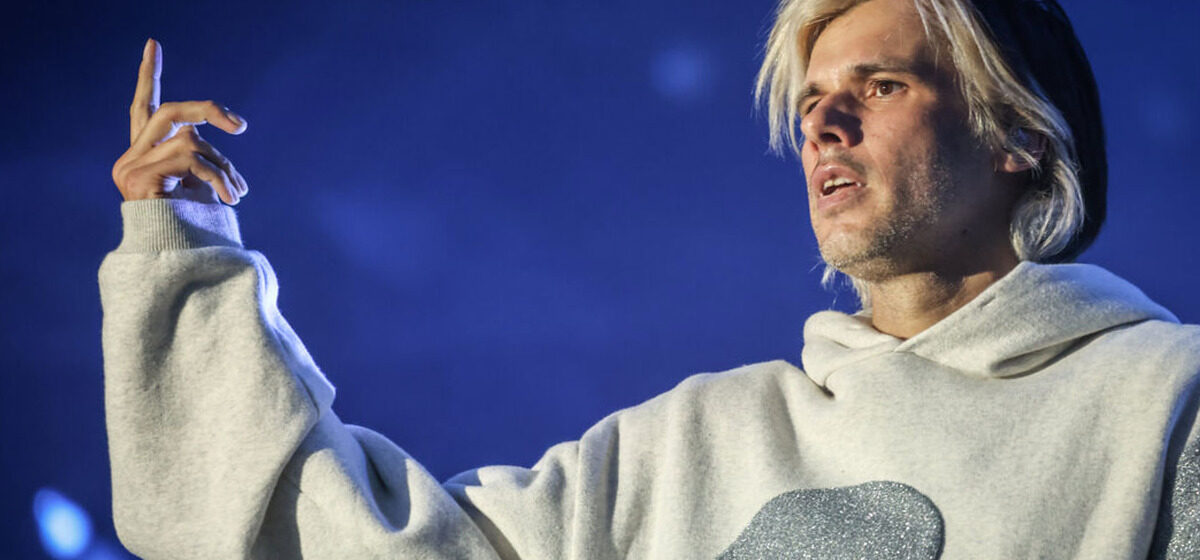 Kylian - Après le tacle de Kylian Mbappé, Orelsan « préfère réfléchir plutôt que de répondre à chaud »