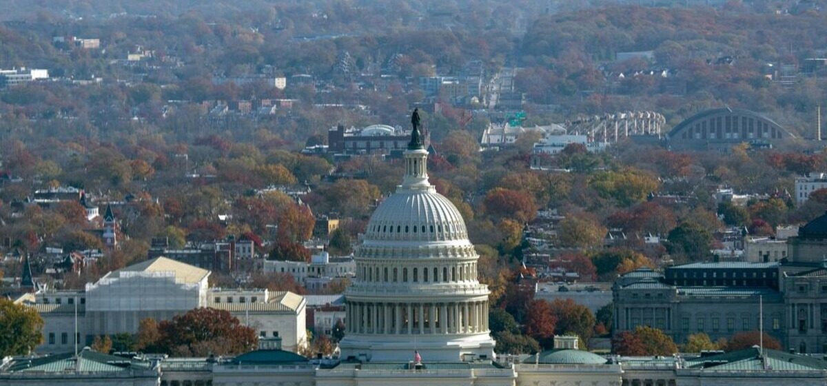 Trump - Donald Trump Gracie Deux Émeutiers Du 6 Janvier 2021 Au Capitole