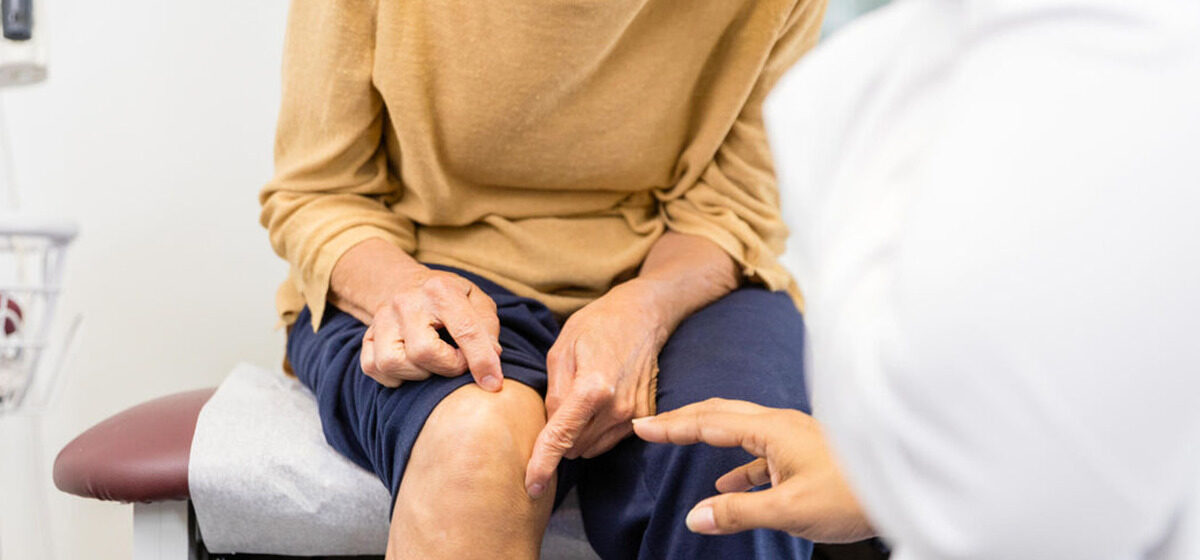 soins - Cinq minutes pour découvrir pourquoi des retraités américains bénéficient de soins gratuits en France