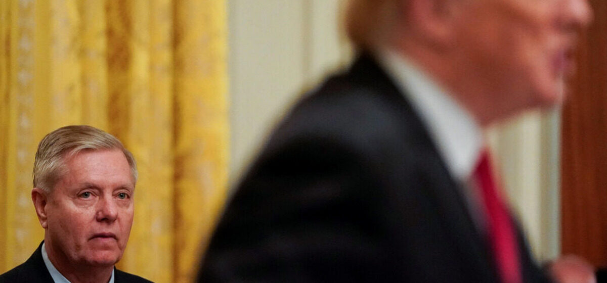 dollars - Aux États-Unis, un article caché dans l'accord sur le budget pourrait rapporter 500 000 dollars à huit sénateurs.