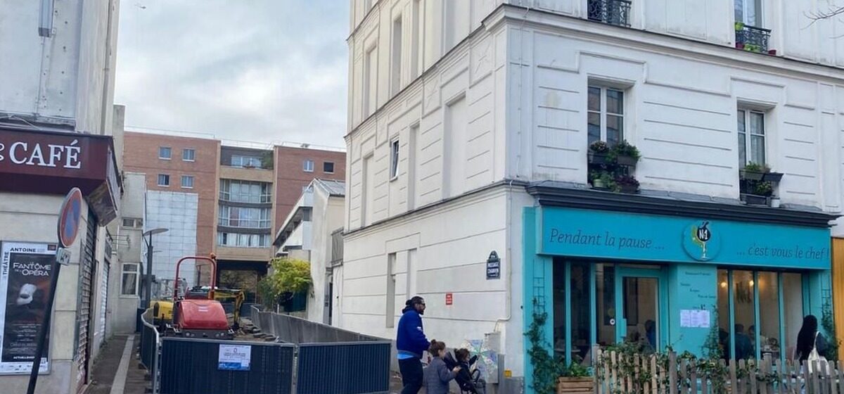 enlevé - Paris : Un enfant d'une dizaine d'années enlevé de force dans le coffre d'une voiture par quatre hommes
