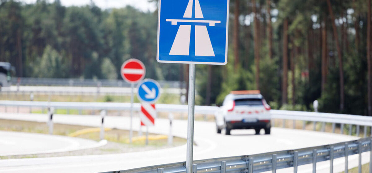 relation - Un couple surpris en pleine relation sexuelle à 140 km/h sur une autoroute allemande