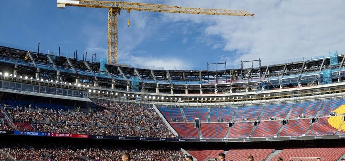 entreprise - Un million d'euros d'amende pour une entreprise impliquée dans le chantier du Camp Nou à Barcelone