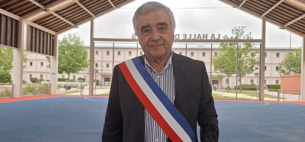 Maire - « Je Ne Serai Pas Candidat ! »... Dans Les Yvelines, Le Maire Des Mureaux Abandonne Son Cinquième Mandat