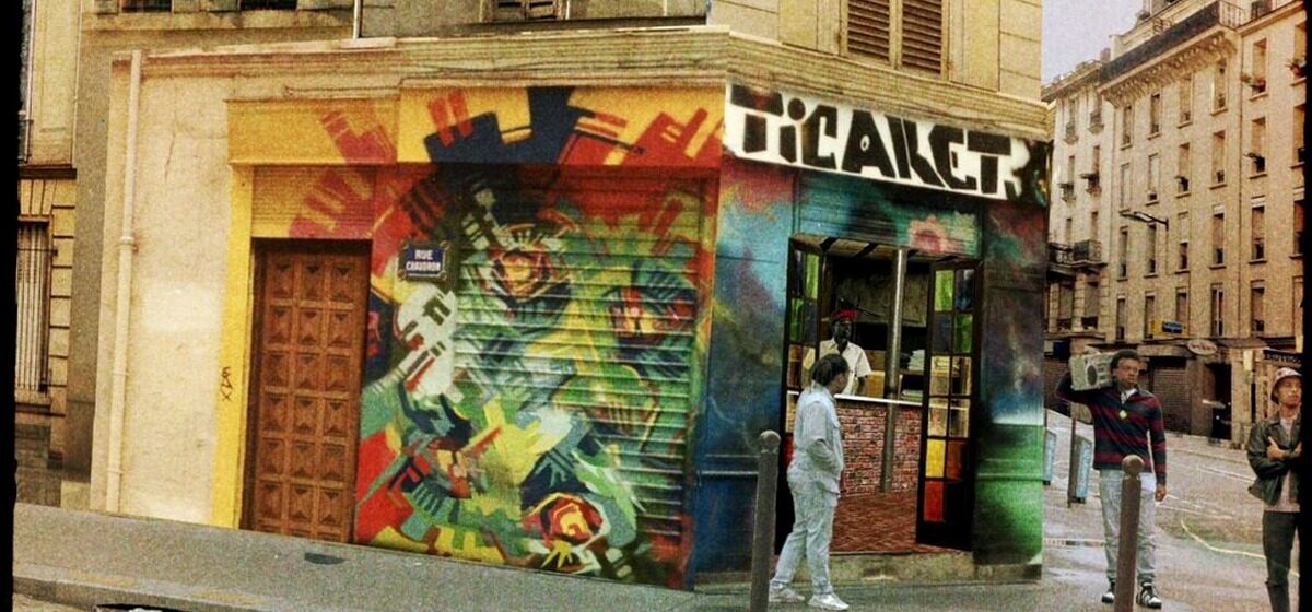 boutique - À Paris, découvrez l'histoire mythique de Ticaret, la boutique hip-hop culte ayant accueilli Booba, Joeystarr et MC Solaar