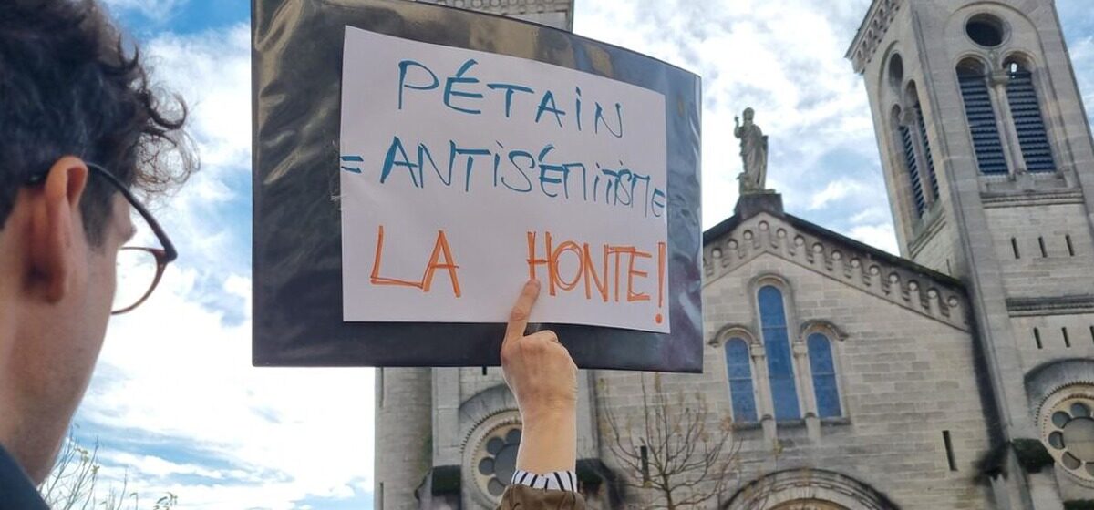 Pétain - Messe en hommage à Pétain : le Crif dénonce une « injure » aux déportés et met en garde contre toute réhabilitation du maréchal