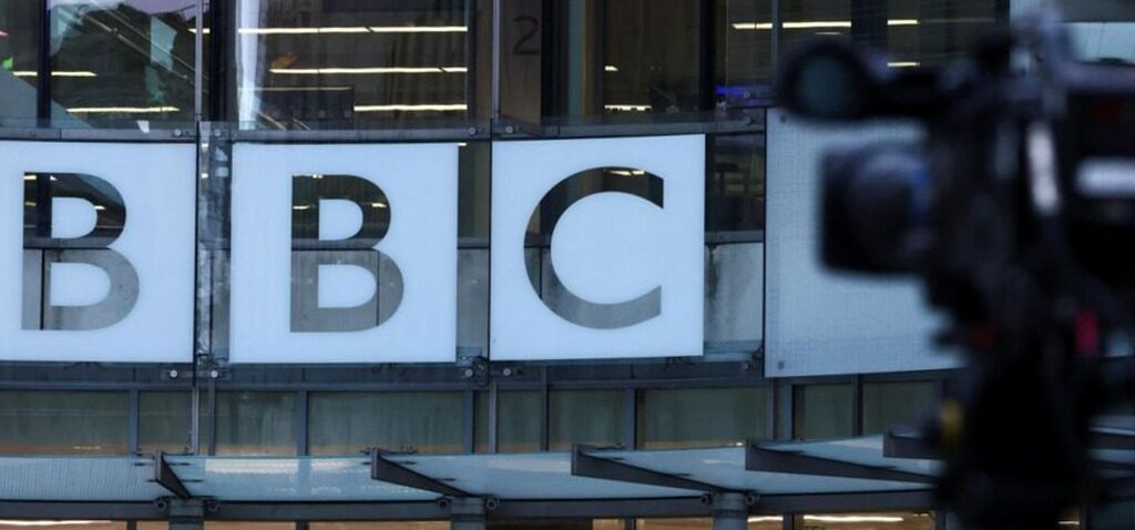 leadership - Katie Razzall : Un leadership solide est nécessaire pour guider la BBC à travers la crise