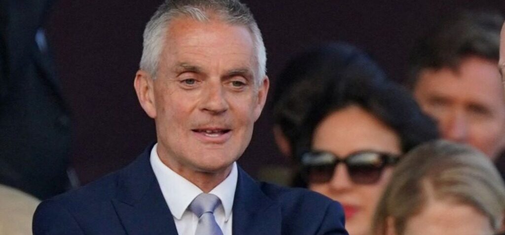 carrière - Tim Davie : Une carrière de 20 ans à la BBC qui a finalement atteint ses limites